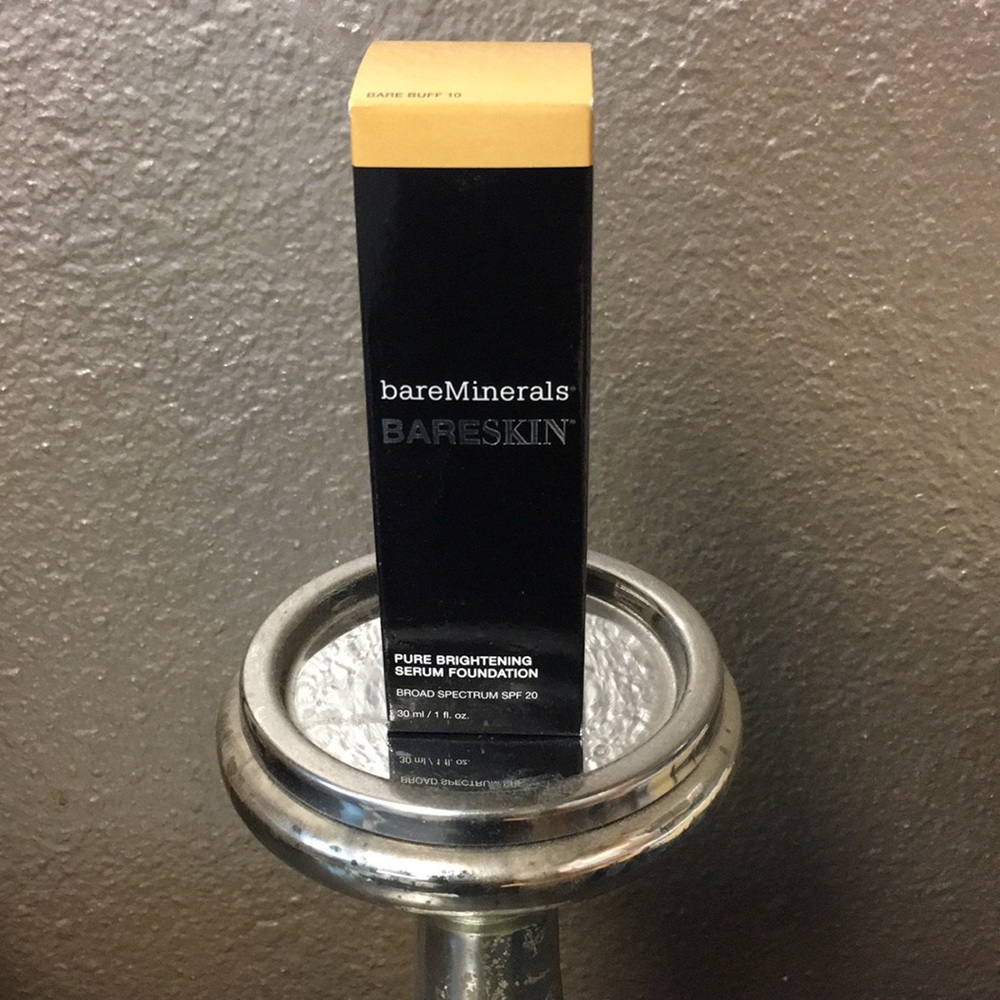 Bare Minerals Foundation - Bare Buff